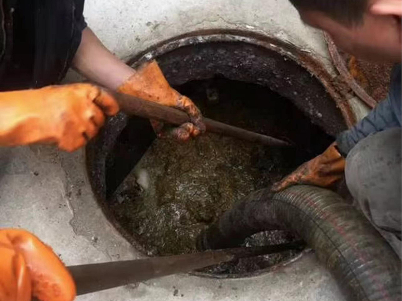 细水乡化油池、化粪池清理要做哪些安全措施？